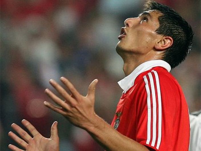 Cardozo could fire Benfica into semis.