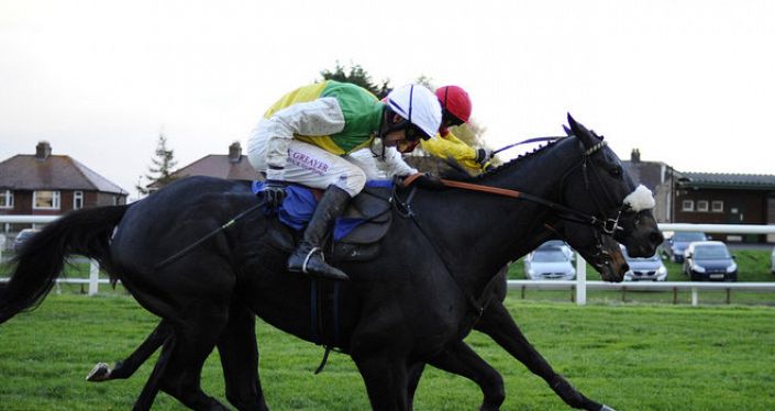 Grand National Odds: Many Clouds