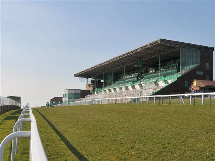 Brighton Betting Odds and Racecourse Guide